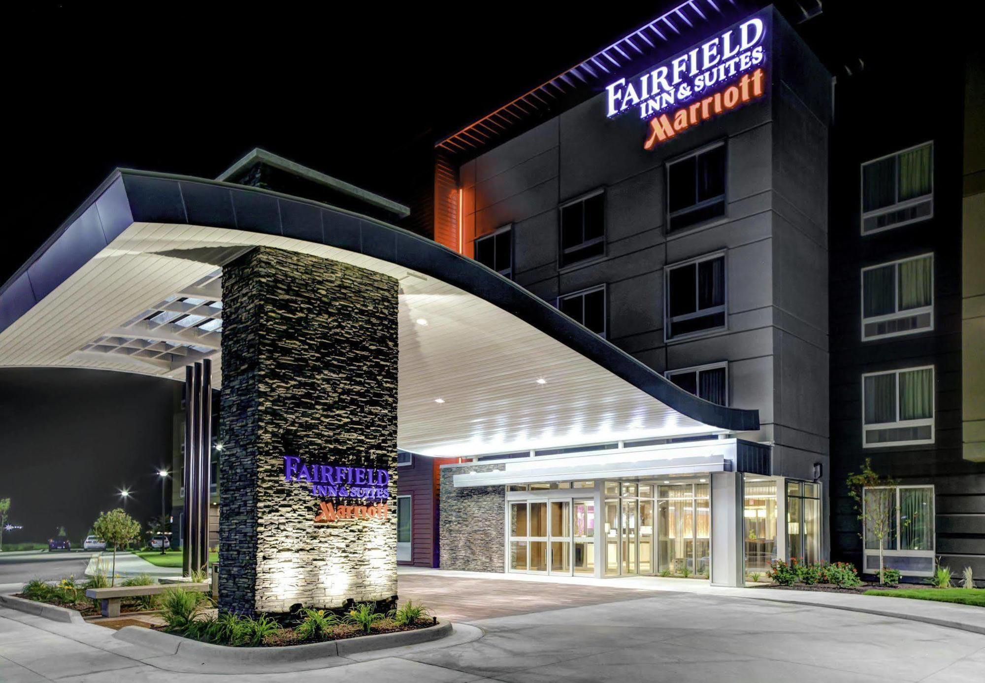 Fairfield Inn & Suites By Marriott Lansing At Eastwood Exterior foto
